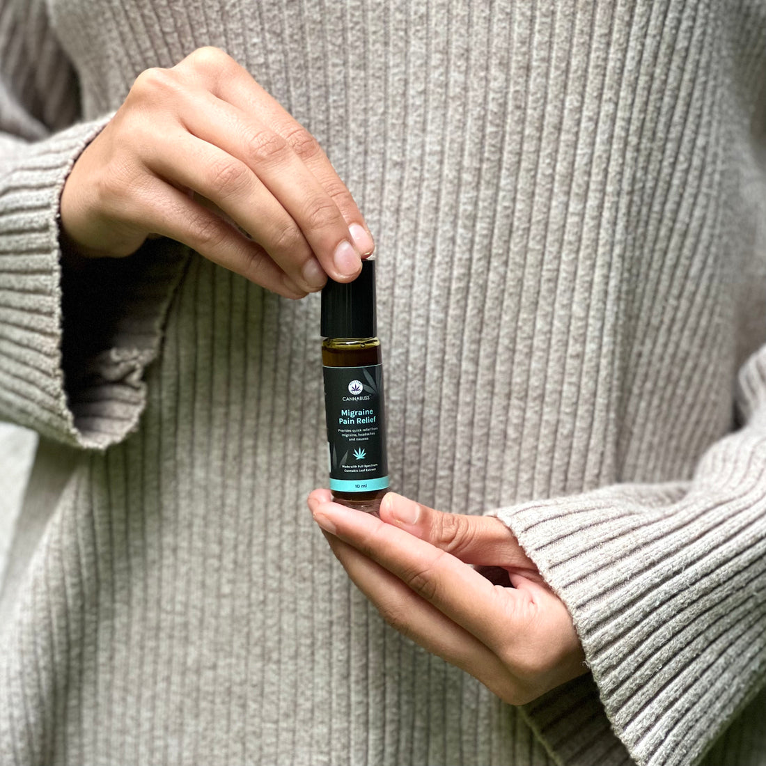 CANNABLISS-MIGRAINE PAIN RELIEF ROLL-ON